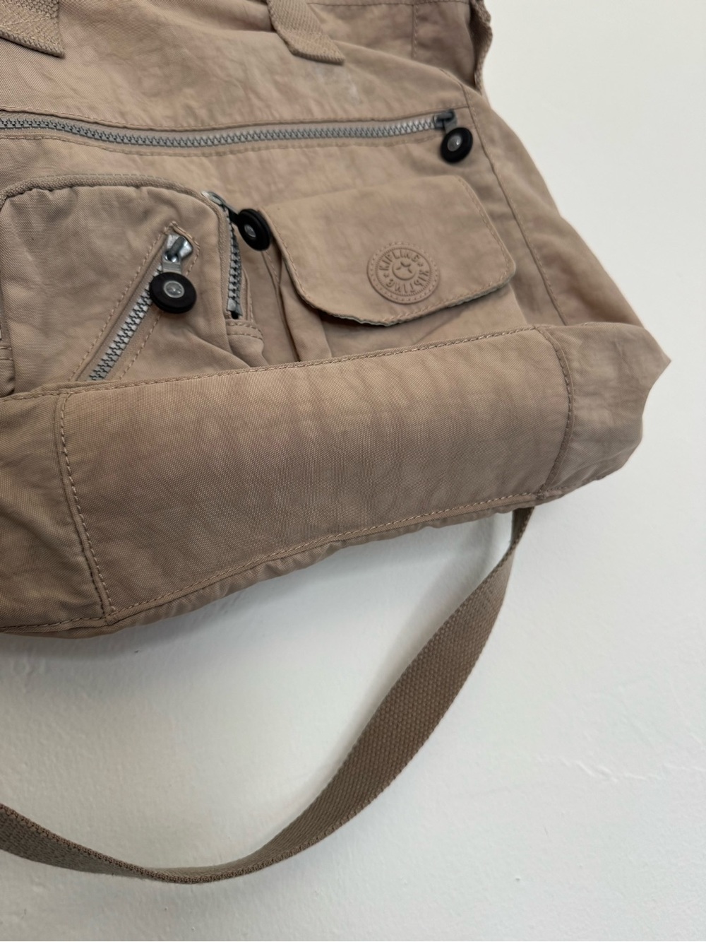 Kipling Joslyn Dune Crossbody Tote Bag Beige Monkey Key Ring - Picture 9 of 16